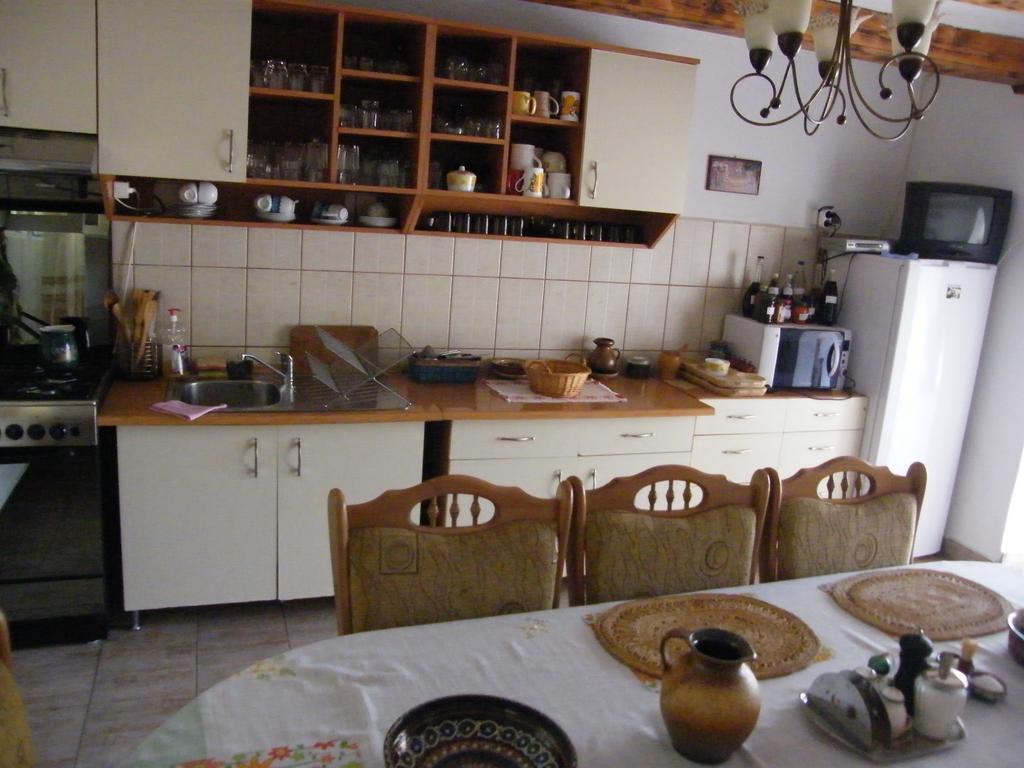 Pensiunea Casa Filoxenia 霍雷祖 外观 照片
